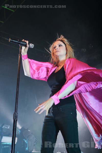 GOLDFRAPP - 2006-02-07 - PARIS - Elysee Montmartre - 